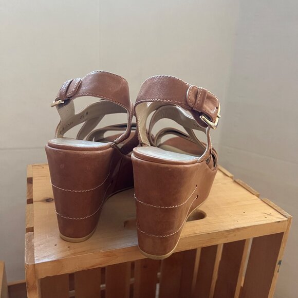 Stuart Weitzman Size 8.5 Brown Leather Strappy Slingback Wedge Heel Sandals - Picture 12 of 16